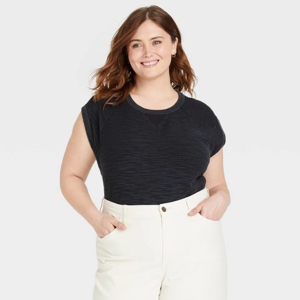 Universal Thread Women's Sleeveless Textured Knit Top